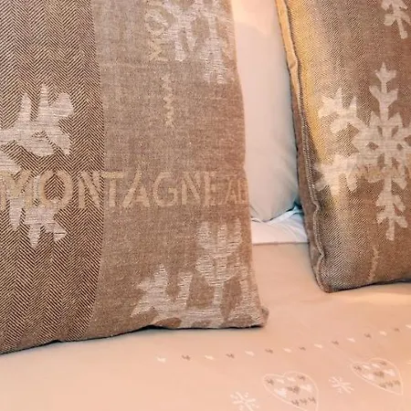 Chalet Mimosa 레게츠